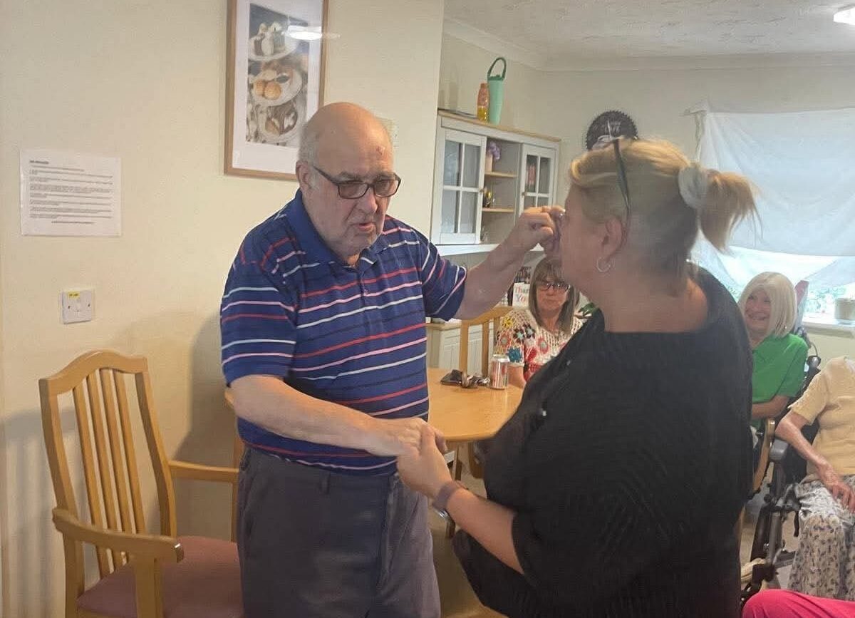 An Afternoon of Singing and Dancing at The Old Vicarage